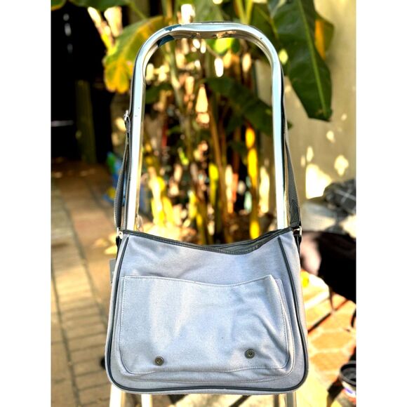 NWT Paperchase Light Grey Felted Fabric Multicolor Floral Messenger Bag 16x12x5 - Picture 3 of 7